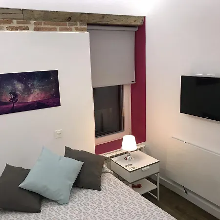 Airva: Duque De La Victoria Apartment Valladolid