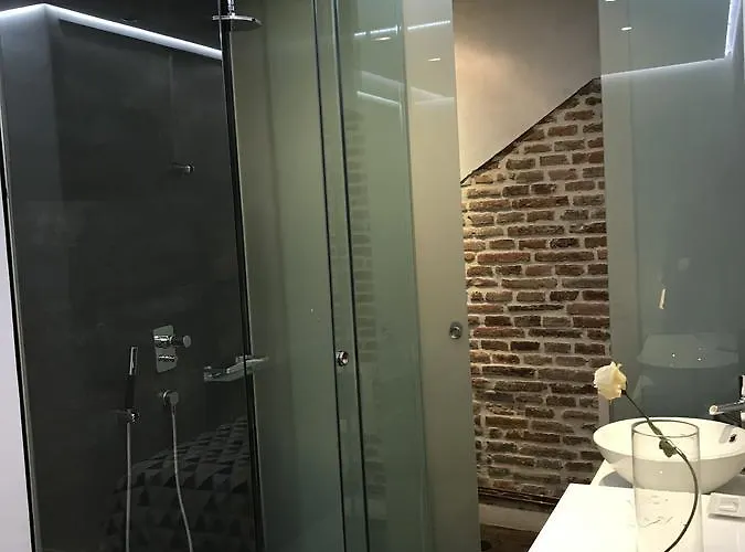 Daire Airva: Duque De La Victoria *